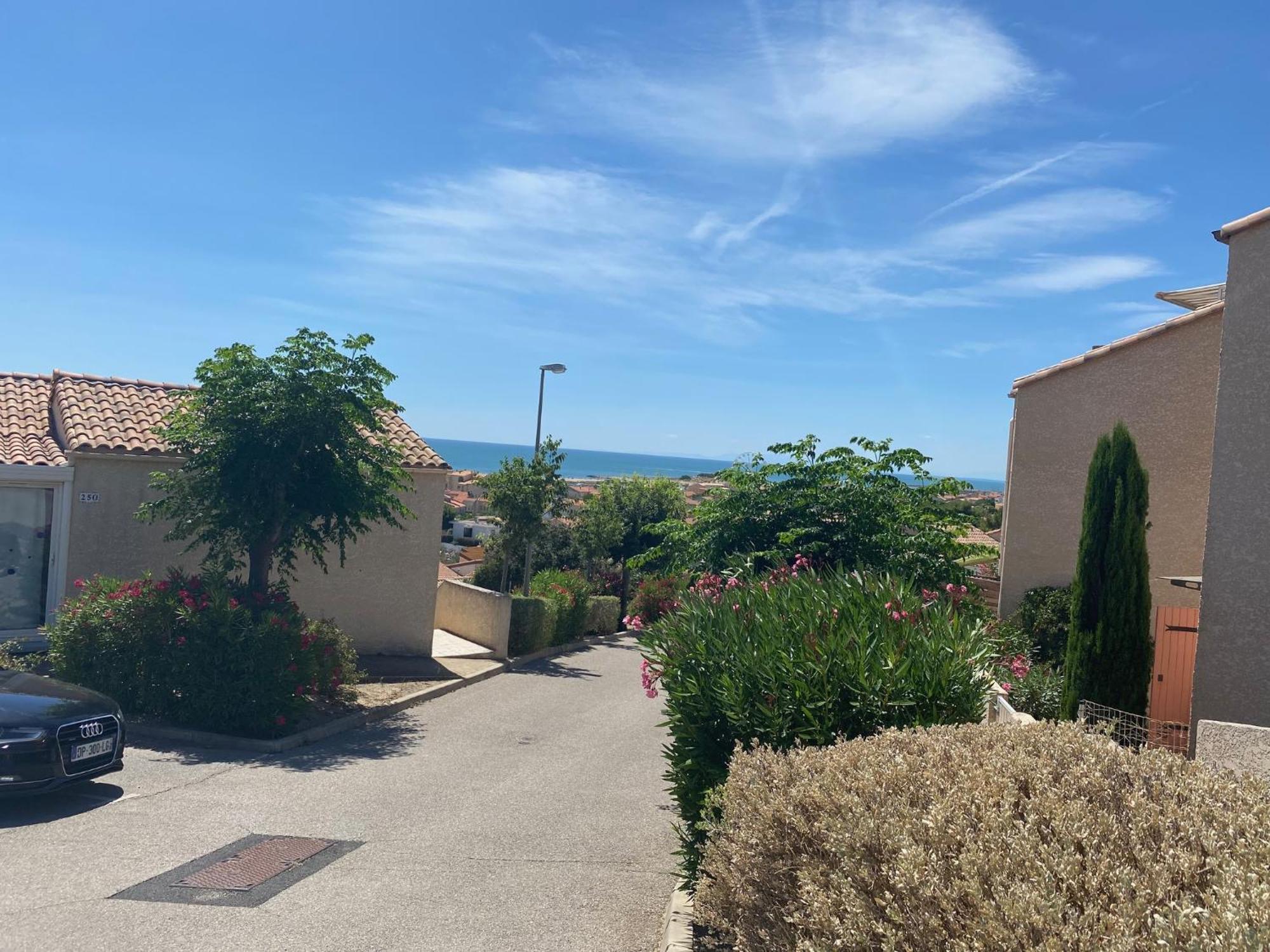 T3 Vue Mer Et Plage, Avec Wifi Et Parking Saint-Pierre-la-Mer  Exterior foto